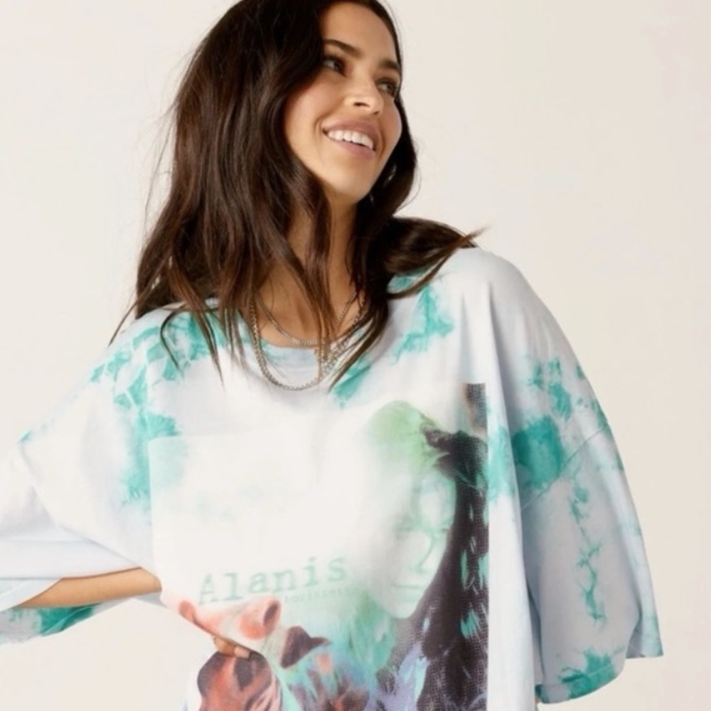 ISO! Daydreamer LA Alanis Morissette T-shirt